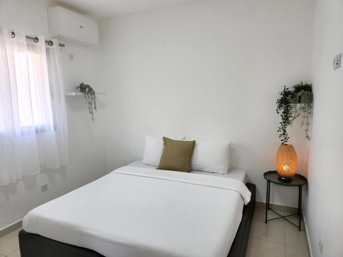Melony Apartments Yam Suf Street Eilat Ngoại thất bức ảnh