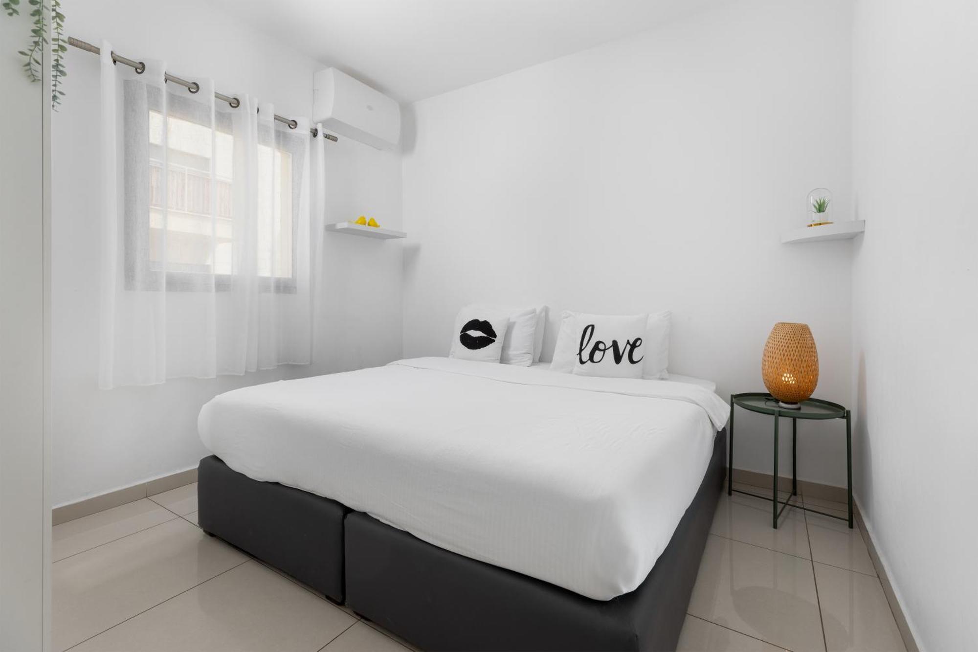 Melony Apartments Yam Suf Street Eilat Ngoại thất bức ảnh